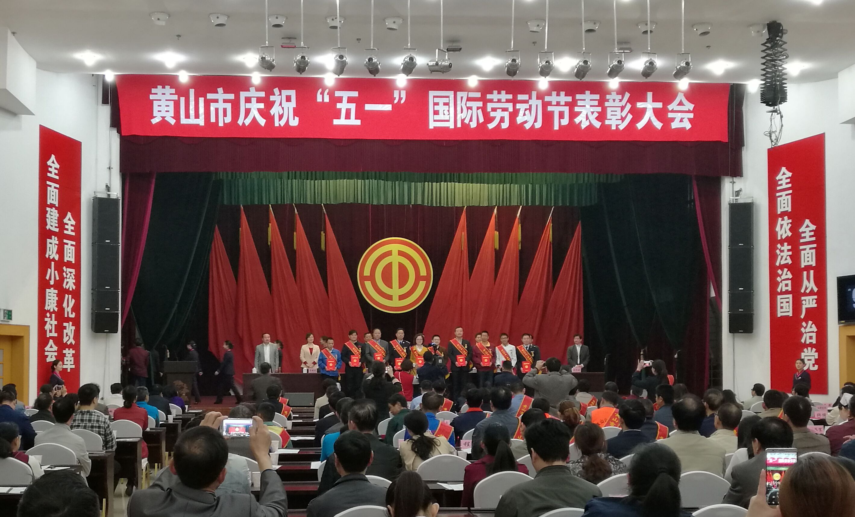 胜天国际-梦想照进现实,努力成就未来!