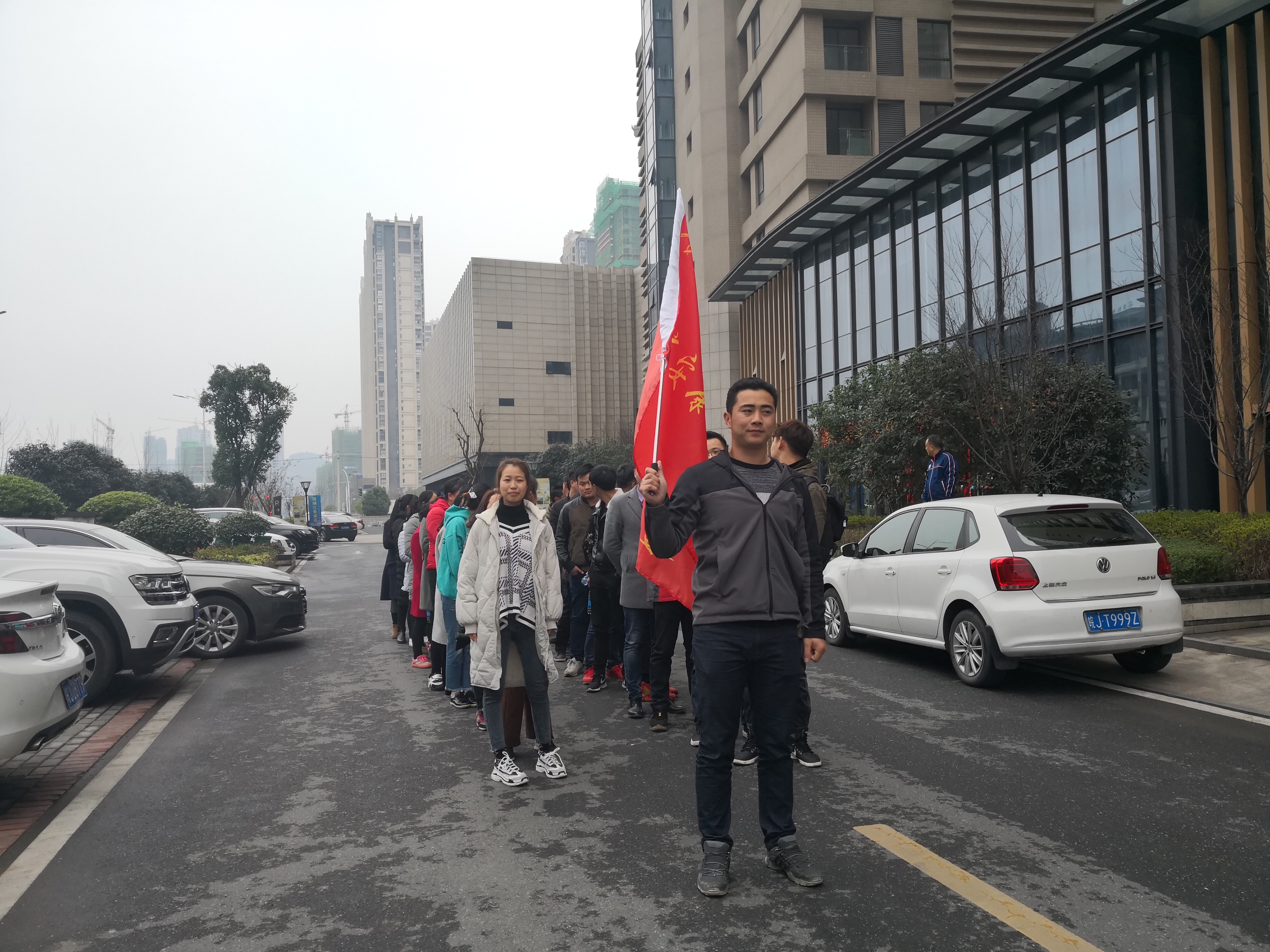 胜天国际-梦想照进现实,努力成就未来!
