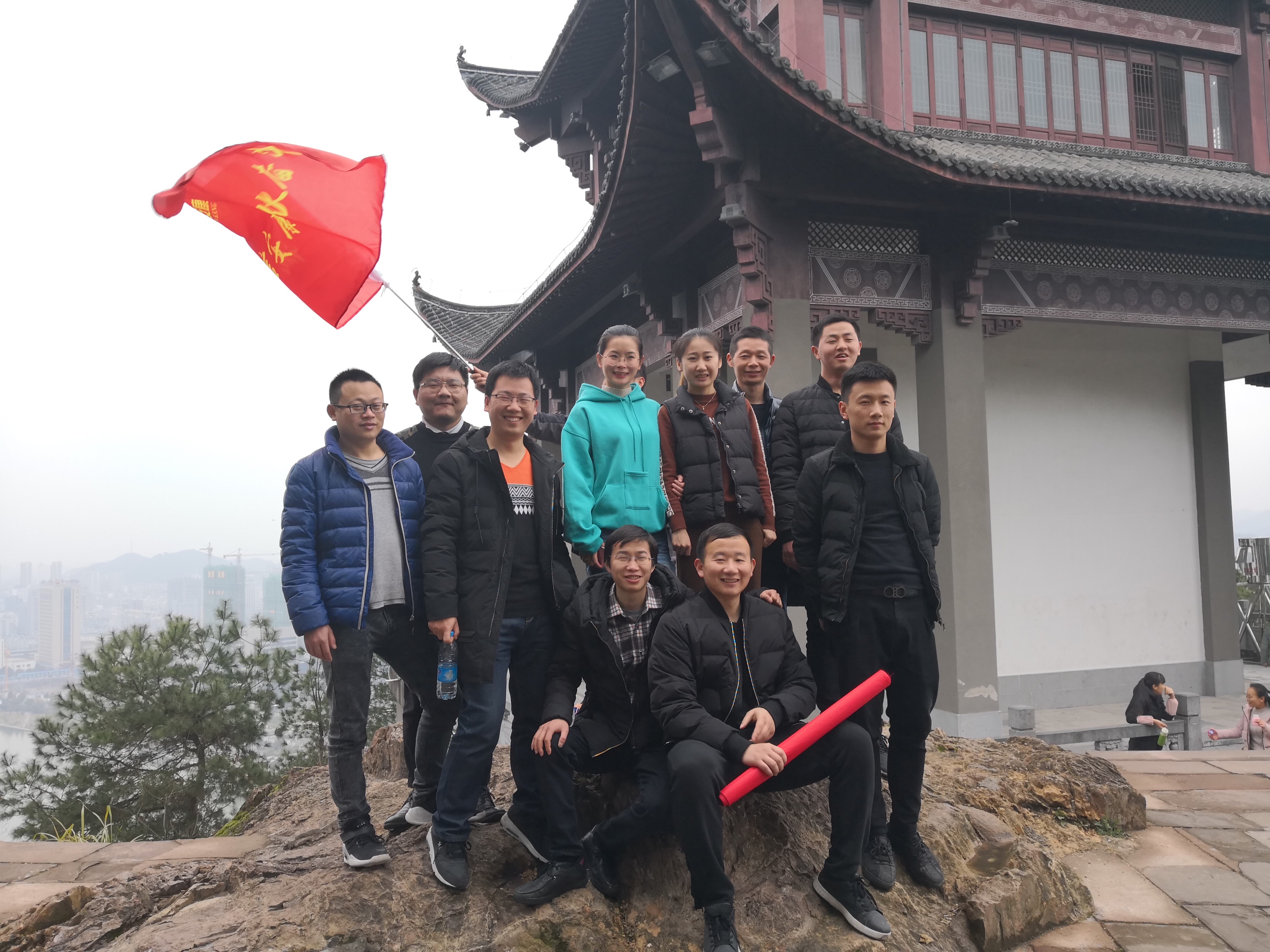 胜天国际-梦想照进现实,努力成就未来!