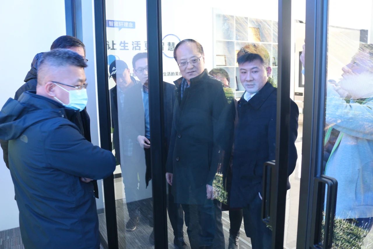 胜天国际-梦想照进现实,努力成就未来!